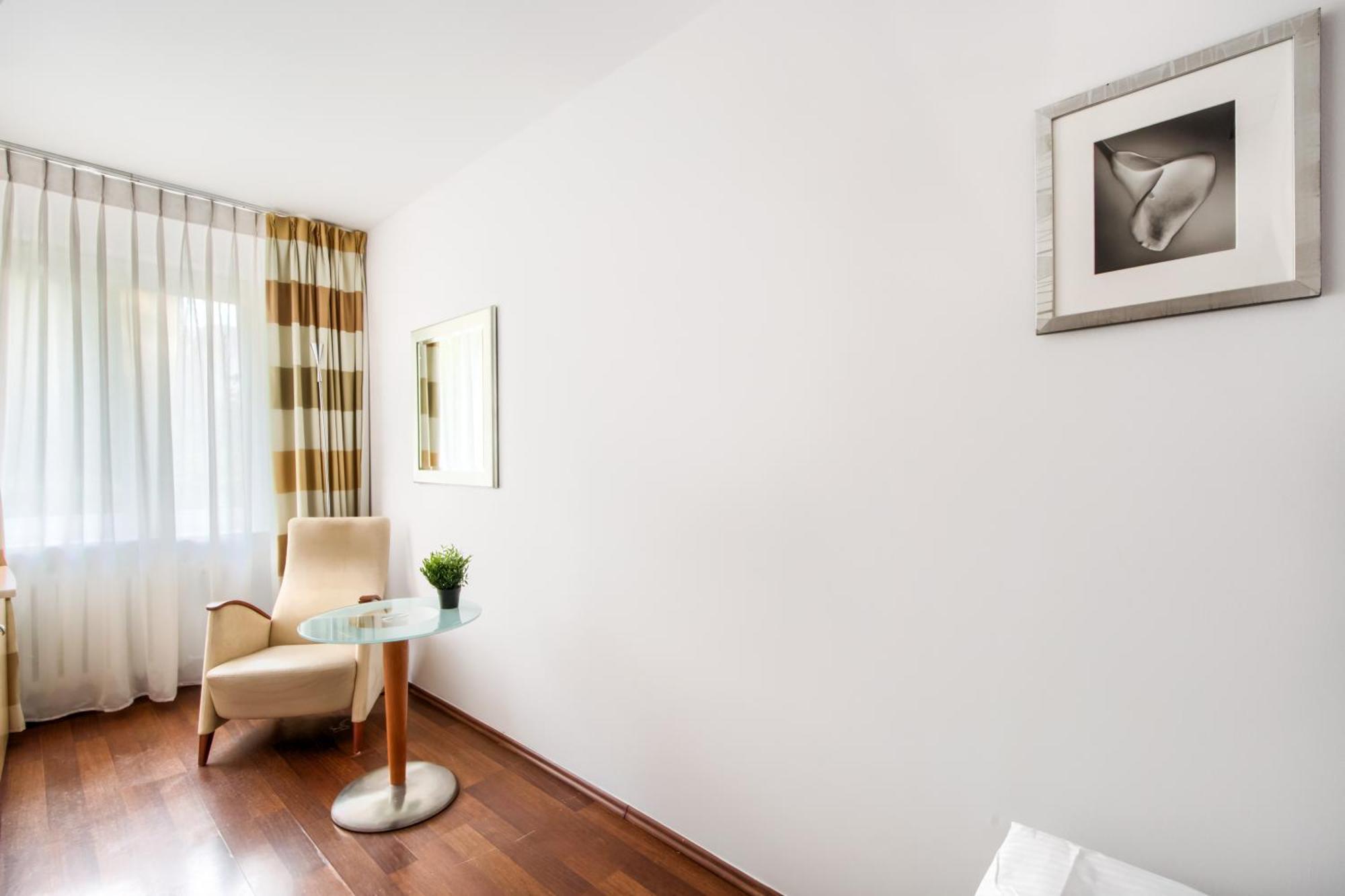 404 Rooms Zamiany Ursynow Warsaw Exterior photo